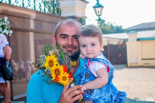 Різнобарв’я квітів та запашний мед: як у Луцьку святять «маковійчики». ФОТО