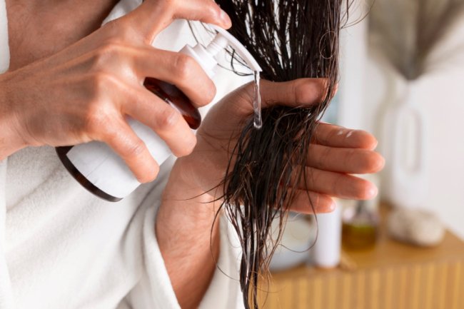 Професійний догляд за волоссям вдома: шампуні, маски, бальзами, сироватки з асортименту Clarity