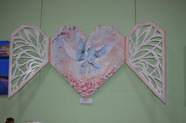 «Любов зцілить Україну»: благодійна виставка у Ковелі