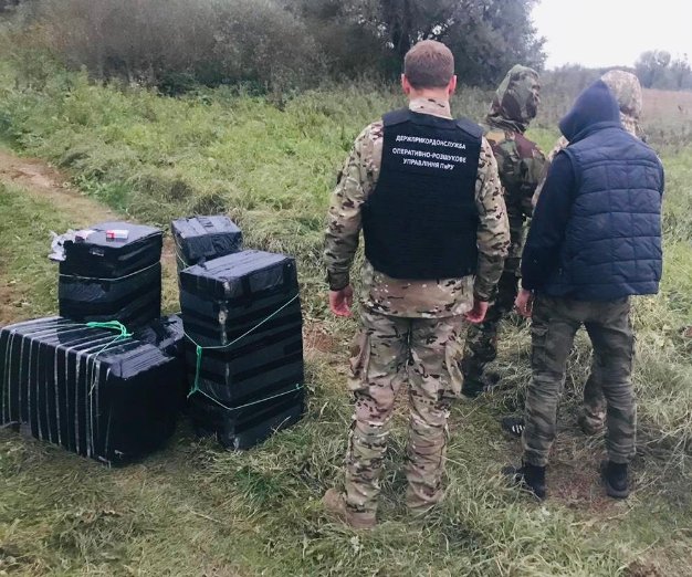 Волиняни намагались переправити до Польщі контрабанду. ФОТО