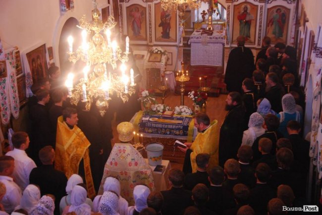 Перший дзвоник у волинській семінарії. ФОТО