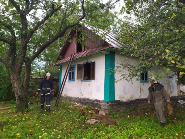 Через коротке замикання у селі на Волині горів будинок
