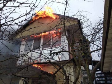 На Волині горів будинок. ФОТО