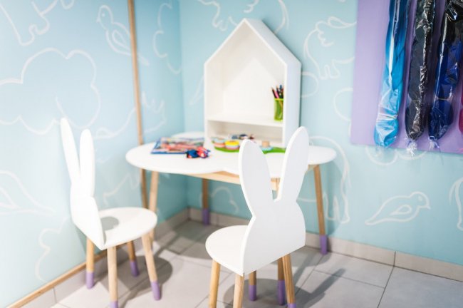 У луцькому «Промені» працює «Сімейна перукарня». ФОТО*