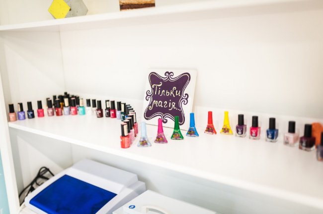 У луцькому «Промені» працює «Сімейна перукарня». ФОТО*