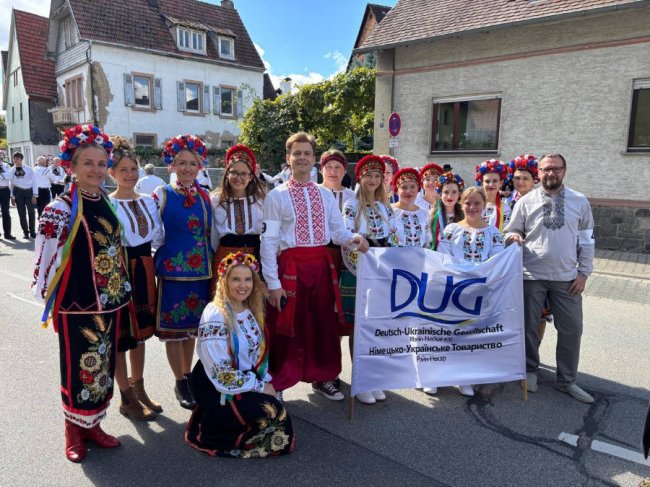 Як лучанин Олексій Іванов через танці у Німеччині розповідає світу про Україну. ВІДЕО