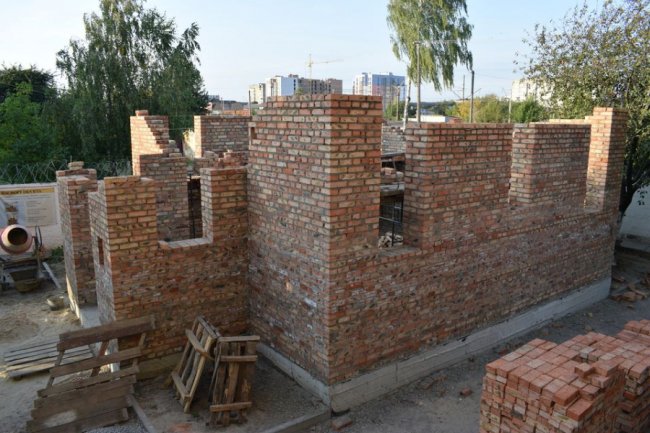 У Луцьку нацгвардійці будують храм 