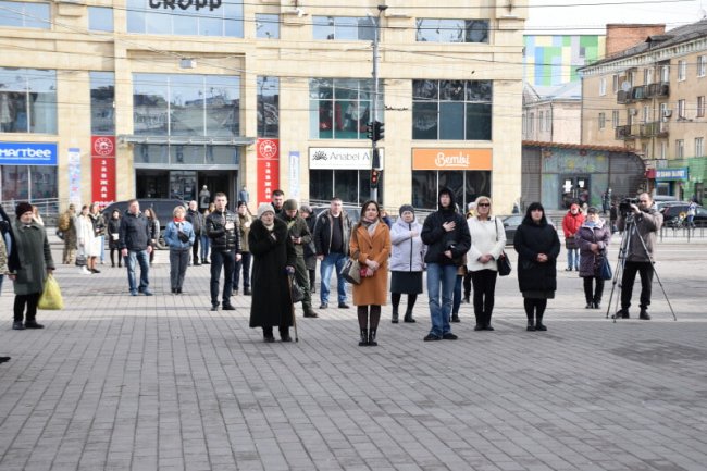 У Луцьку вшанували українських добровольців. ФОТО