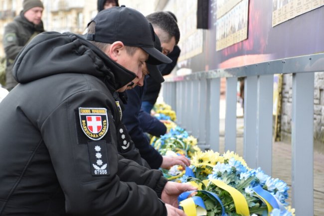 У Луцьку вшанували українських добровольців. ФОТО
