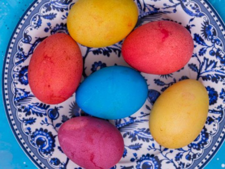 Великдень-2026: скільки яєць насправді потрібно фарбувати — чи існує правило