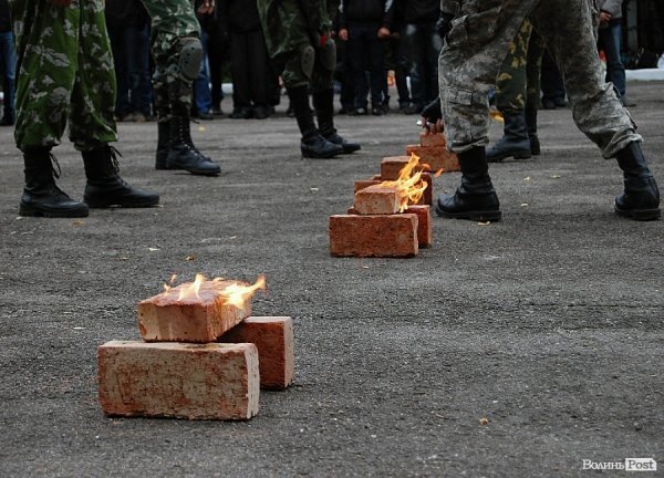 Як волинських юнаків проводжали в армію. ФОТО