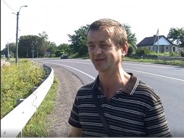 На Волині автівка збила  батька чотирьох дітей: винуватця не покарали. ВІДЕО