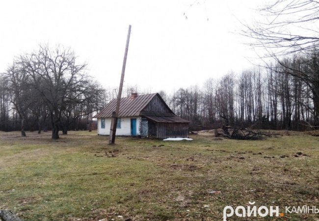 Волинська глибинка: лікуватися селяни ходять «через 3 мости»