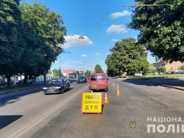 У Луцьку легковик на «зебрі» збив дитину