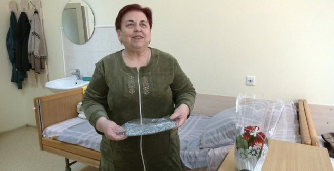 «Хустка добра»: жінкам, які лікуються у волинському онкоцентрі, вручили подарунки