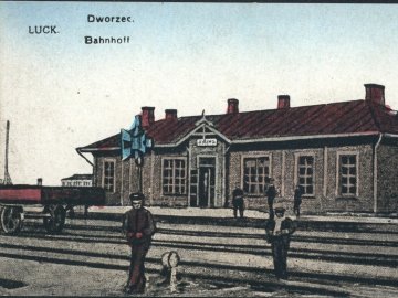 Перша залізнична станція Луцька: побут пасажирів. РЕТРОФОТО