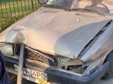 У Луцьку п'яний професор СНУ ім. Лесі Українки протаранив паркан і виїхав на тротуар