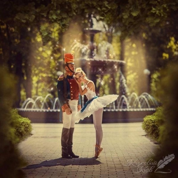 Зірки шоу-бізнесу і телебачення перевтілились у казкових персонажів. ФОТО