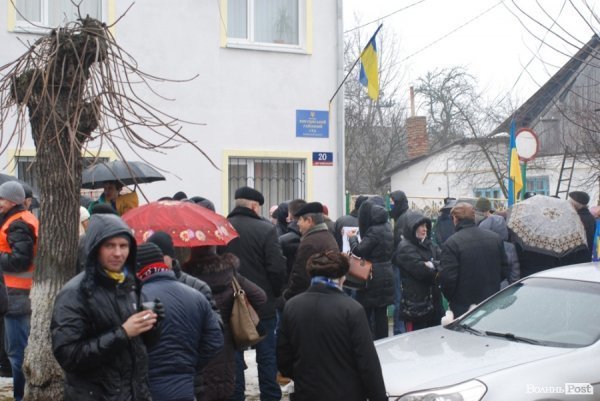 Пікет під судом