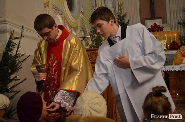 Луцькі католики відслужили святу літургію. ФОТО