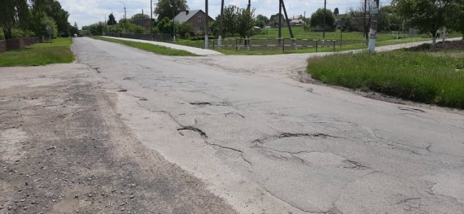 У Лищі планують капітально відремонтувати центральну дорогу