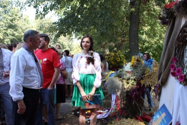 Луцьк ряснів різнобарв’ям квіткових композицій. ФОТО