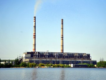 На Вінничині росіяни вдруге вдарили по теплоелектростанції: поранені рятувальники