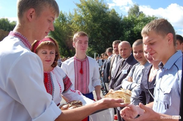 Посвята в студенти у луцькому «політесі». ФОТО
