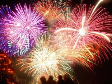 У волинській громаді заборонили феєрверки та автівки без глушника