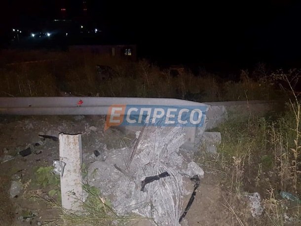 У Києві внаслідок моторошної аварії водій згорів живцем