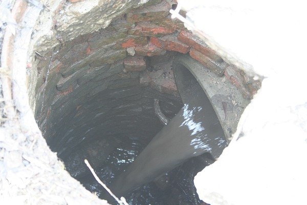 У Луцьку затопило вулицю Ветеранів. ФОТО