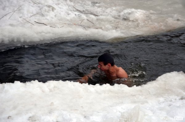 Лід, ополонка та Йорданська вода: Водохреще у Луцьку 