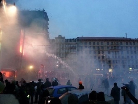 Вражаючі фото сутичок на Грушевського