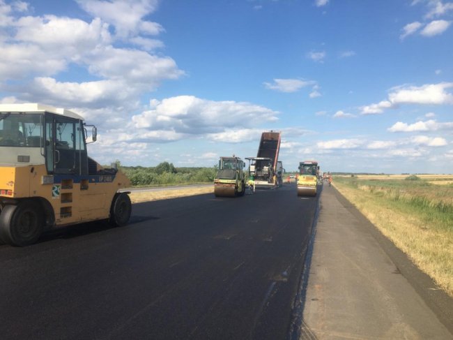На частині траси Київ-Ковель-Ягодин діє лише один проїзд. ФОТО
