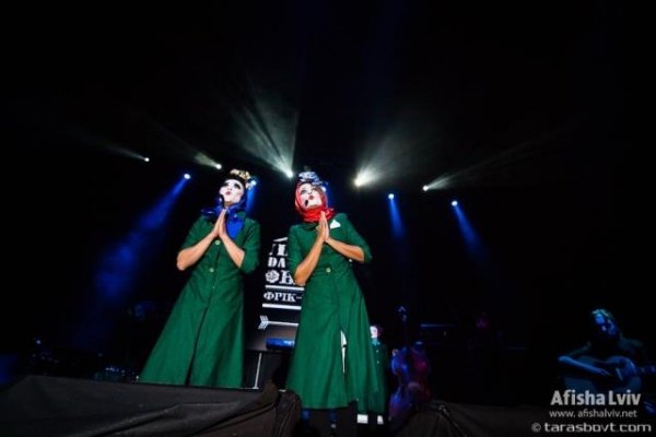 «Мы не хотим воевать. Особенно с вами, друзья», – росіяни на фестивалі «Захід». ФОТО