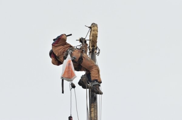 Верховна Рада позбулася радянської зірки. ФОТО