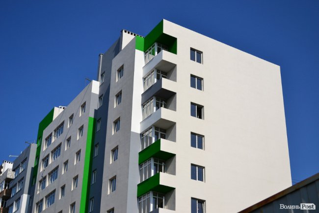 Фотозвіт із будівництва найяскравішого житлового комплексу Луцька*