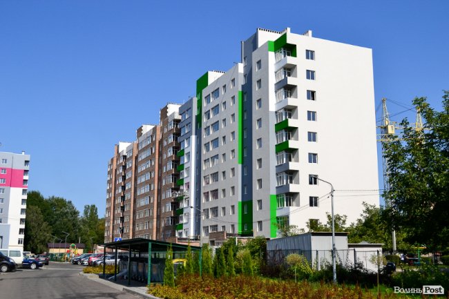 Фотозвіт із будівництва найяскравішого житлового комплексу Луцька*