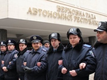 Українських міліціонерів виведуть з Криму