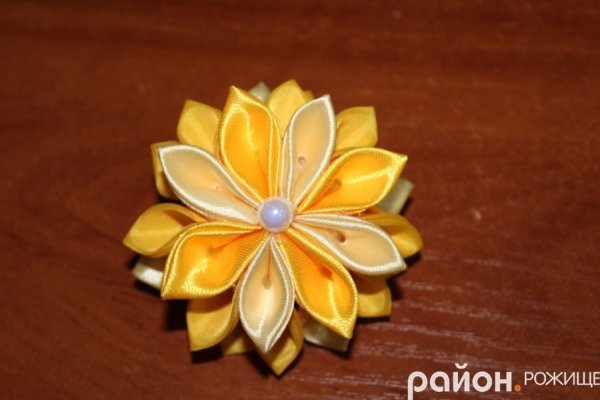 Волинська майстриня показала, як зробити новорічну іграшку власноруч 