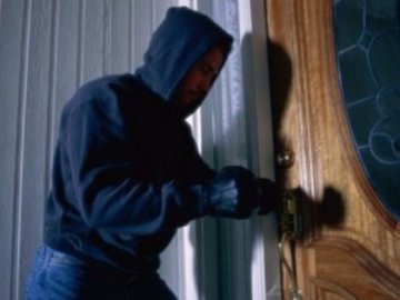 Роми обікрали будинок 52-річного волинянина