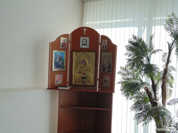 Іконостас та ізолятори, - екскурсія луцькою міліцією. ФОТО