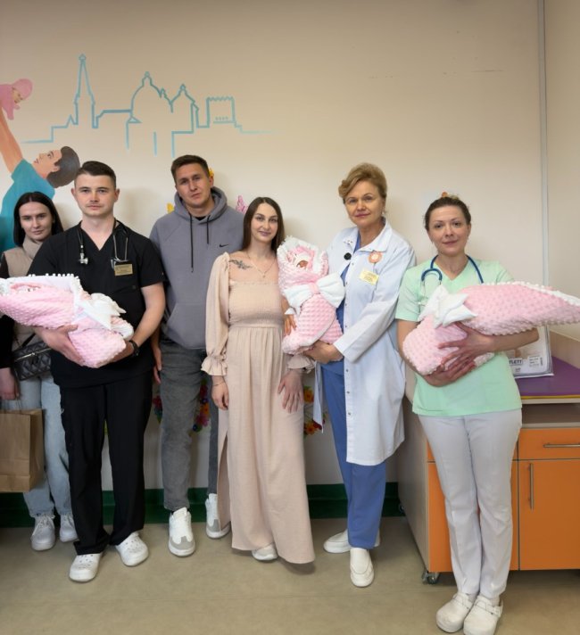 Потрійне щастя: у подружжя на Волині народилися три донечки. ФОТО