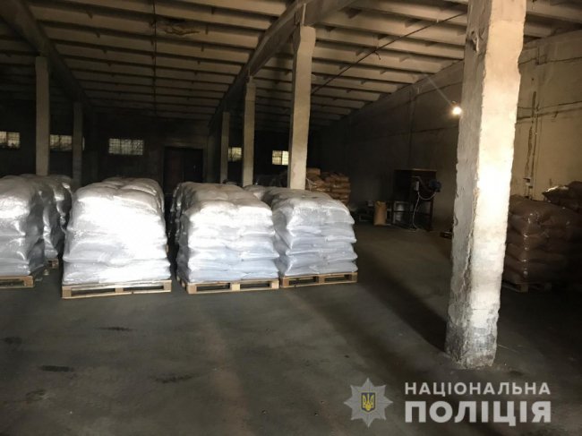 У Сумах наркотичний мак продавали під виглядом звичайного