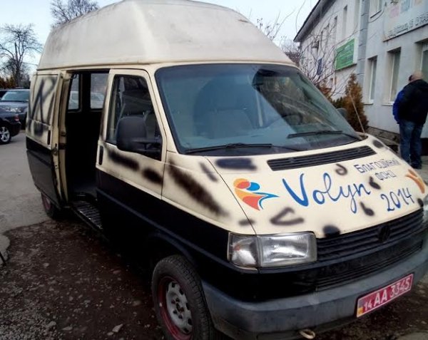 Волиняни відправили два автомобілі батальйону «Айдар». ФОТО