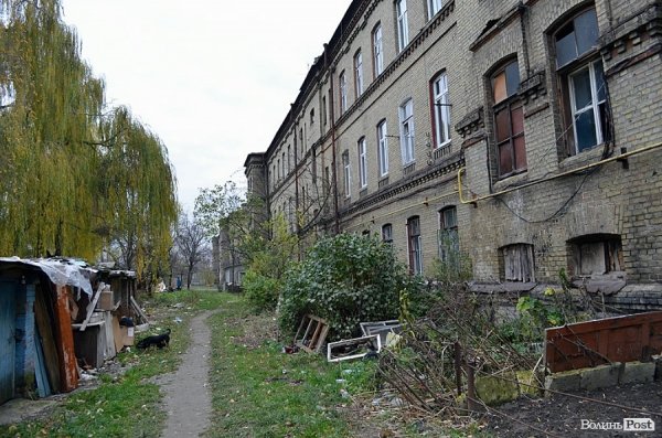 «Військова таємниця» псує здоров’я лучан потужним випромінюванням? ФОТО