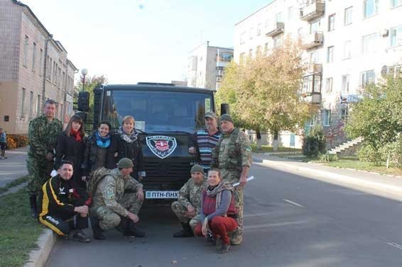 Ковельчани подарували батальйону «Світязь» вантажне авто. ФОТО