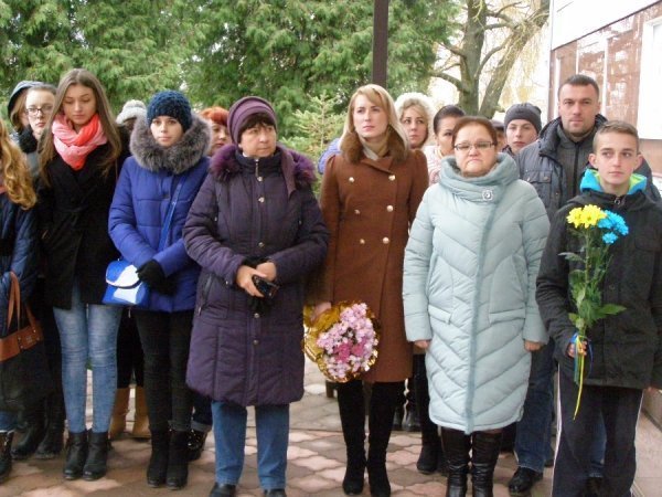 У Нововолинську відкрили меморіальну дошку військовому 