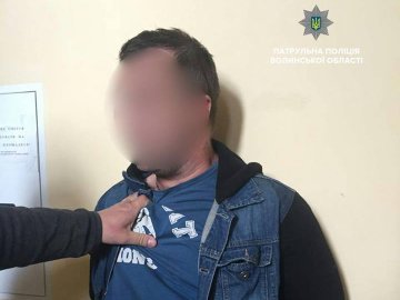 Спіймали «на гарячому»: у Луцьку затримали «домушників». ФОТО