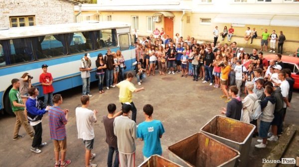У центрі Луцька влаштували хіп-хоп вечірку. ФОТО  